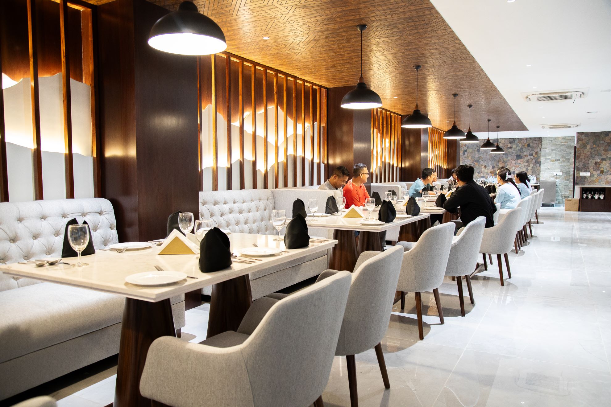 restaurant-3